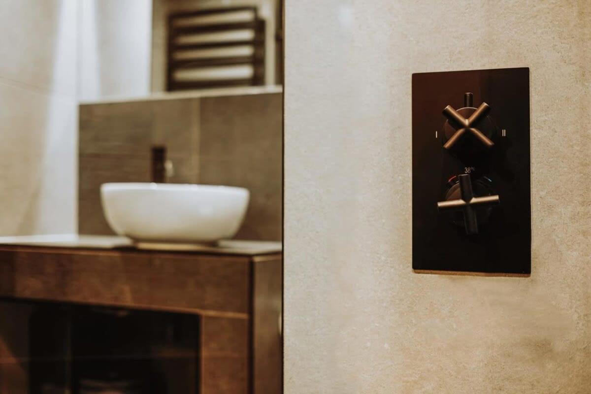 شقة Clifton 32 - Garden Flat With Hot Tub - Hopewell بريستول المظهر الخارجي الصورة