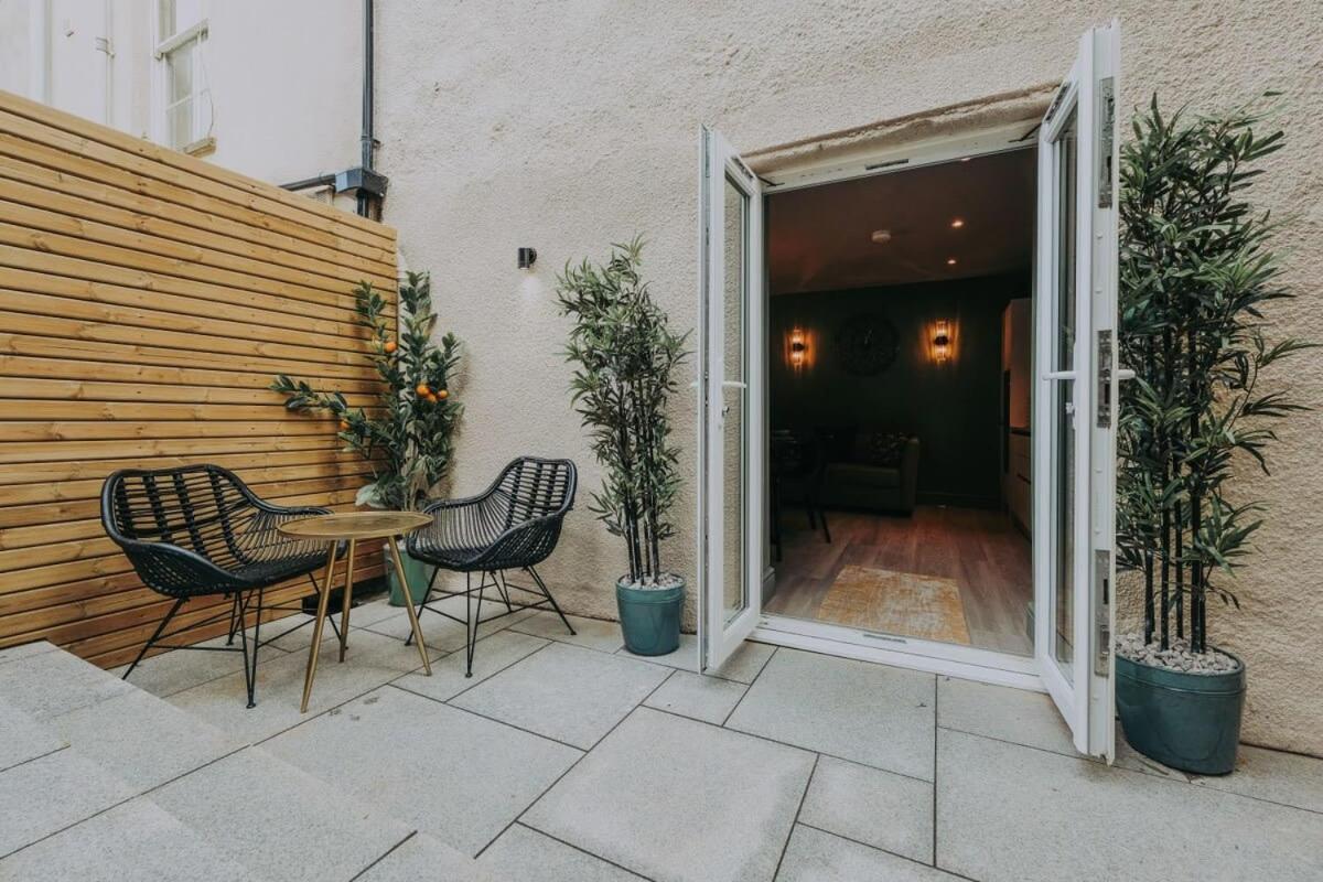 شقة Clifton 32 - Garden Flat With Hot Tub - Hopewell بريستول المظهر الخارجي الصورة