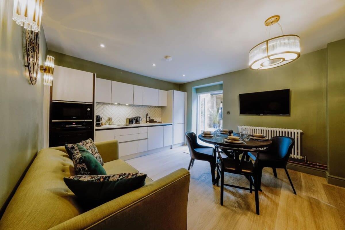 شقة Clifton 32 - Garden Flat With Hot Tub - Hopewell بريستول المظهر الخارجي الصورة